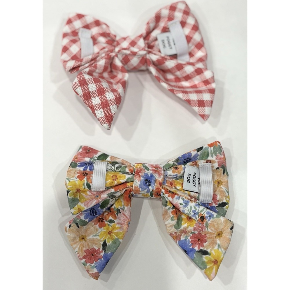 The Foggy Dog Collar Bow Ties Lot of 2 Floral Pink Gingham with Storage Bag - Picture 4 of 6